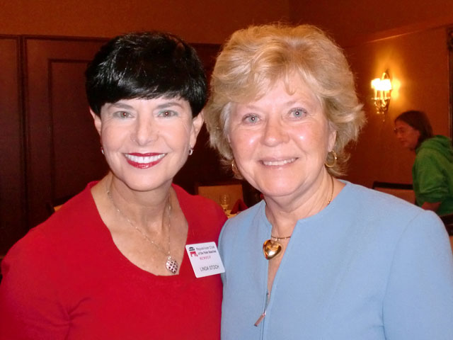 Linda Stoch, Marie Davis